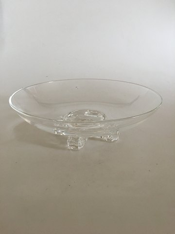 Steuben Art Glass. Large bowl on feet