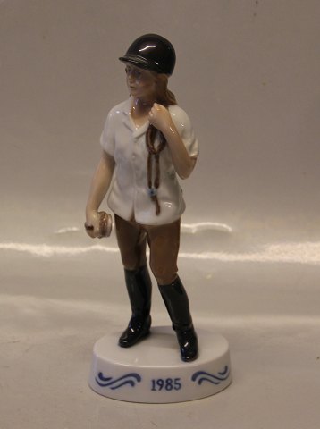 B&G Figurine B&G 1985 Figurine of the year - Anna the rider - Blue Ribbon day 24 
cm Søren Brunae
