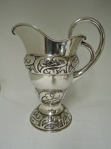 Silver jug
Silver (830)
Jugendstil