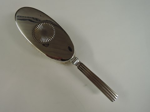 Georg Jensen
Sterling (925)
Bernadotte
Hair brush