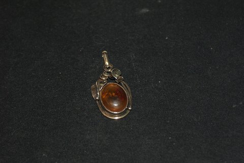 Amber Pendant, Silver