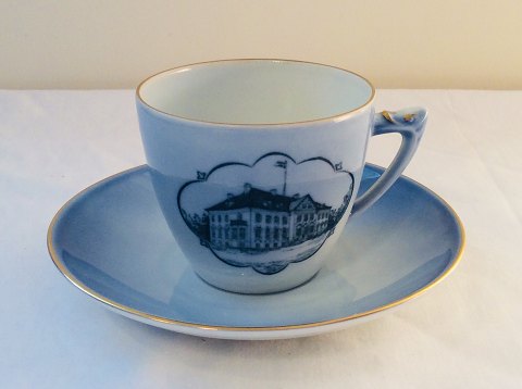 Bing & Grondahl
Schlösser Porzellan
Marselisborg
Kaffeetasse
# 305
* 75 DKK
