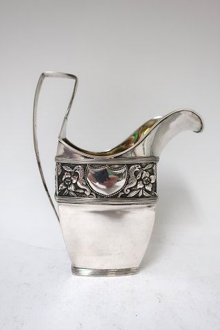 Abraham Nyemann
Silver (830)
Creamer