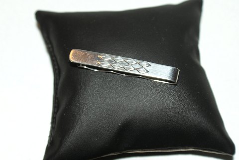 Tie needle silver