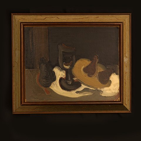 Pierre André Bouey, 1898-1976, stillife with a 
glas and fruits. Signed. Visible size: 
18,5x23,5cm. With frame: 25,5x30,5cm