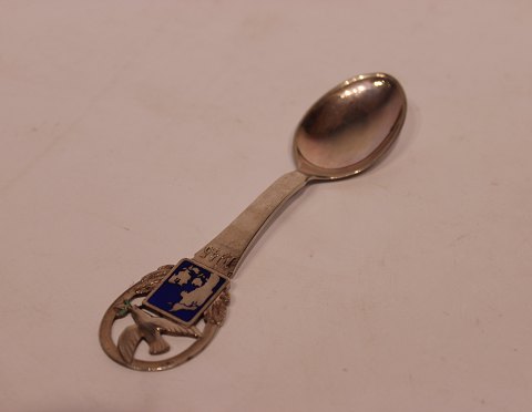 A. Michelsen christmas spoon, 1945.
5000m2 showroom.
