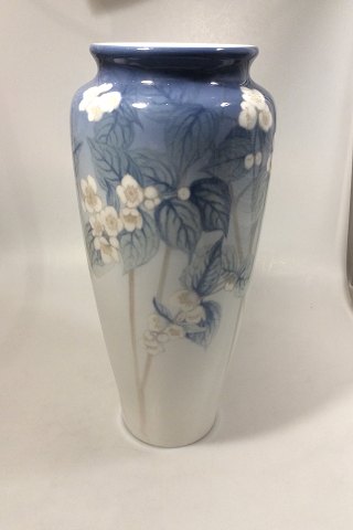 Royal Copenhagen Unique Vase by Anna Smith No 10423 from January 1909