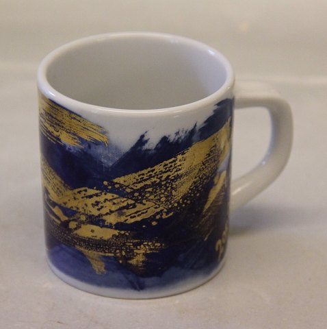 Large2008	Liselotte Tiller Sørensen Royal Copenhagen Faience Annual mugs 498 ca 
10.3 cm  
