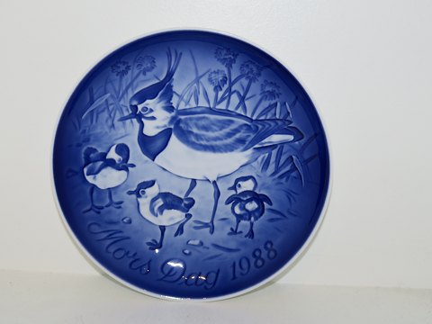 Bing & Grondahl
Mothers Day Plate 1988