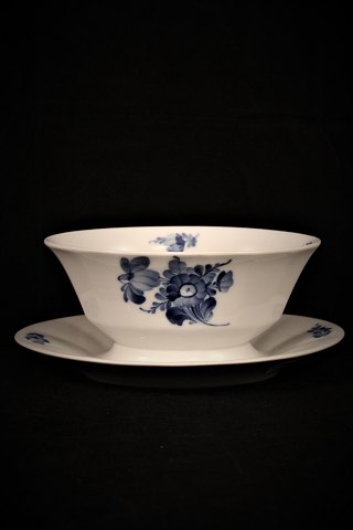 Royal Copenhagen, Blue Flower Saucer, angular, on solid dish. Length: 22cm.