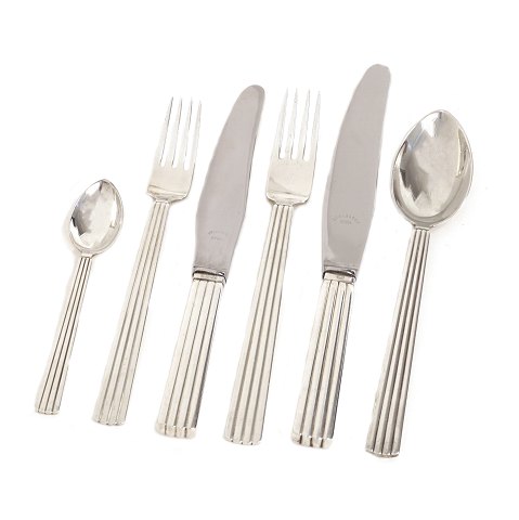 Siegvard Bernadotte for Georg Jensen: A 60 pieces 
sterling silver cutlery