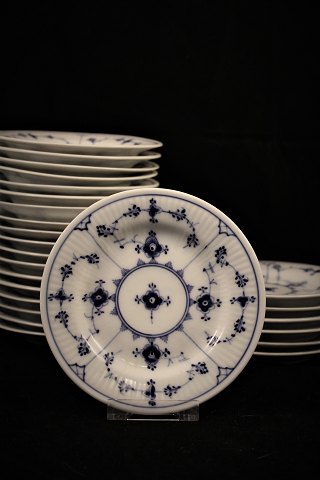 Royal Copenhagen Blue Fluted Plain dessert / Bread  plate. Dia.:14,5cm.
RC# 1/182.