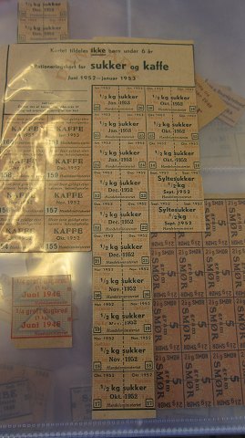 For collectors:
Ration coupons and ration cards
We have a large choice of old goods from a grocer, and the goods are with the 
original contents 
Please contact us for further information