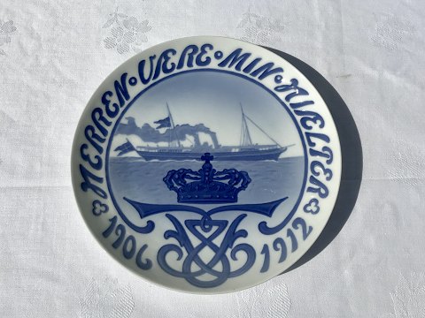 Bing & Grondahl
Commemorative Plate
Frederik the 8th
* 600kr