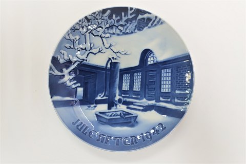 Bing & Grondahl. Christmas plate 1942. Diameter 18 cm. (1 quality)