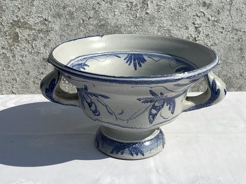 Bo Fajans
Bowl with handles
* 950kr