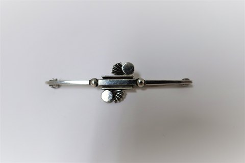 Georg Jensen. Sterling (925) Brooch. Design 221. Produced 1933-1945. Length 62 
mm.