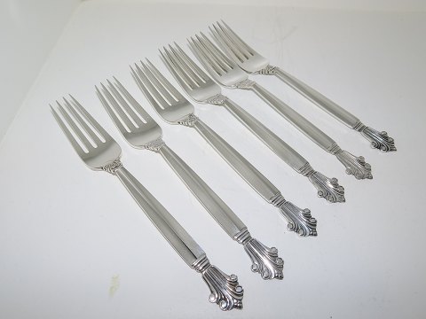 Georg Jensen Acanthus sterling silver
Luncheon fork 16.7 cm.