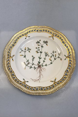 Royal Copenhagen Flora Danica Luncheon Plate No 20/3554 with Pierced Border