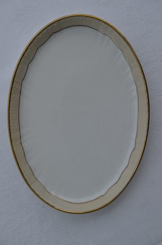 Royal Copenhagen porcelain Dish # 1863