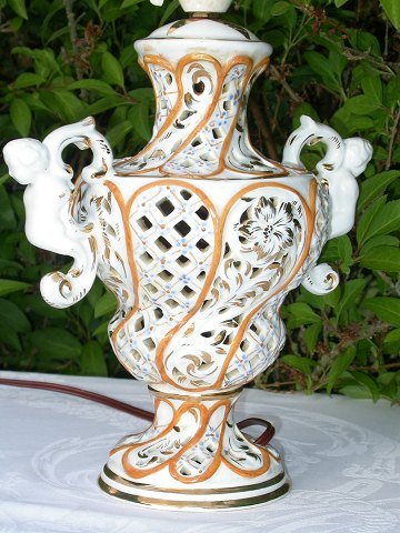 Faience lamp