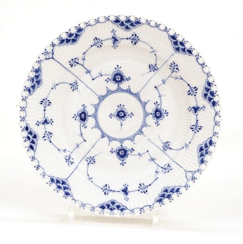 Royal Copenhagen: Satz von sechs Zwiebelmusster 
Tellern 1078. D: 25cm