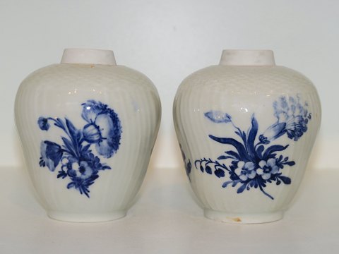 Blue Fluted Curved
Two tea caddies 1780-1800