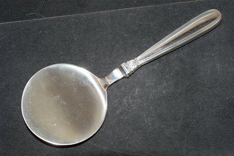 Tomato server / Serving spade Karina Silver