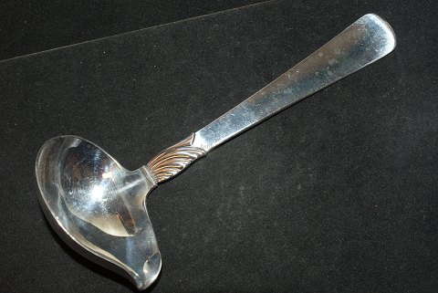 Sauce Ladle 
Countess Silver