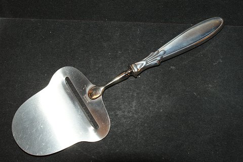 Chesse planer President Silver with engraved initials
Chr. Fogh silver
Length 22 cm.
