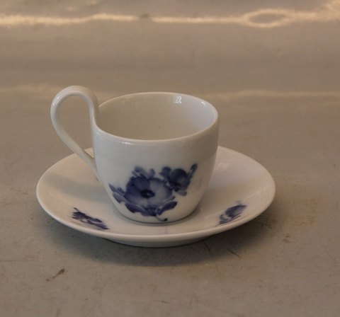 Klosterkælderen - Danish Porcelain Blue Flower braided Tableware