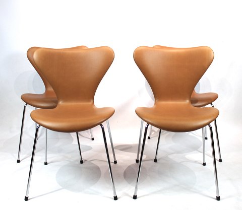 A set of 4 Seven chairs - Model 3107 - Arne Jacobsen - Fritz Hansen