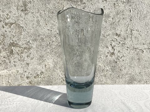 Holmegaard
Vase with asymmetrical edge
Akva
* 400kr