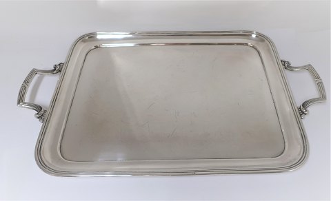 Russischer Silber Tablet (84). Länge 35 cm + Griff. Breite 27 cm.