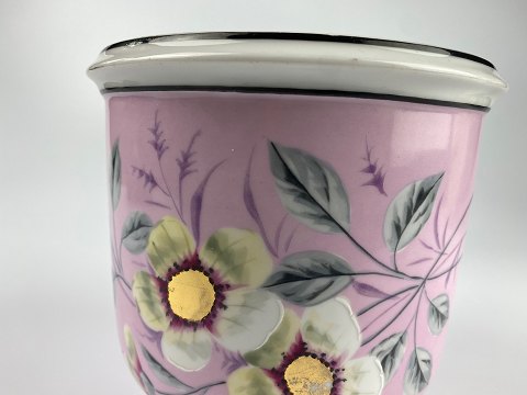 French Napoleon III flowerpot in light pink with floral motif. 19th century 
France