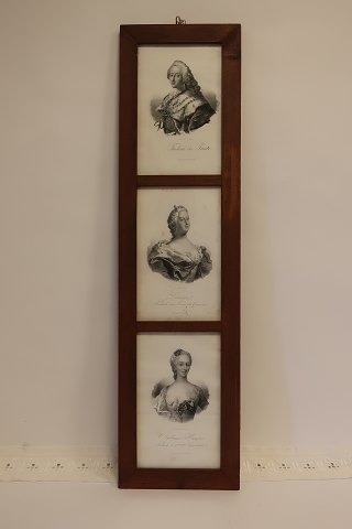 Frame with 3 prints of:
- Frederik d. V
- Louise, Frederik d. V