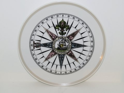 Royal Copenhagen 
Compass plate 1977