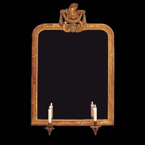 A mid 18th centruy Swedish gilt mirror. Stockholm 
circa 1760. Size: 95x60cm