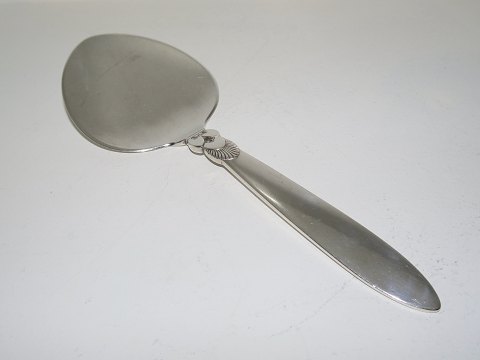 Georg Jensen Cactus sterling silver
Cake spade 19.6 cm.