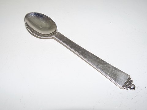 Georg Jensen Pyramide sølvplet
Teske 11,9 cm.