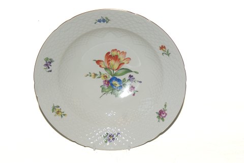 Bing and Grondahl  Saxon Flower, deep dinner plate