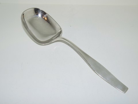 Hans Hansen Charlotte
Large serving spoon 20.5 cm.