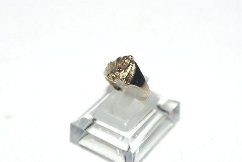 Elegant lady ring in 14 carat gold