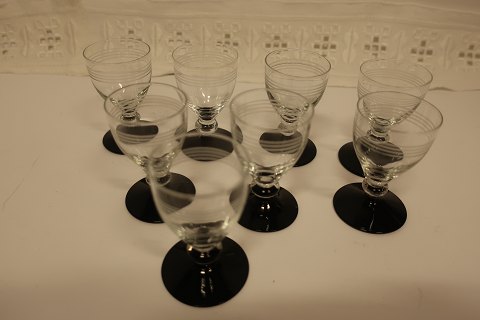 Glass, white wine, "Hørsholm" from Holmegaard
Green glass with black
These glasses are made by hand and they were also produced in a part of the 
1960-years 
H: about 10cm
We have 6 items in stock
In a good condition
We have a large choice of antique