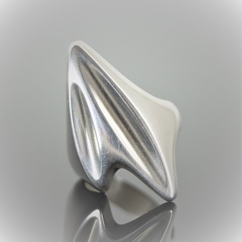 Georg Jensen, Henning Koppel; Ring af sterling sølv #127