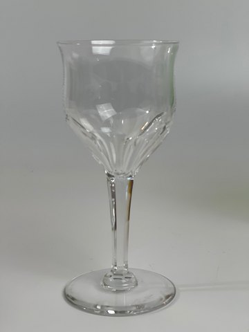 Oreste red wine glass, Holmegaard crystal glass, made under license from the 
Belgian glassworks Val Saint Lambert between 1915 and 1962