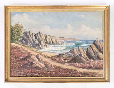 Oil painting with beach motif and gilded frame, with unknown signature from the 
1930s. 
5000m2 showroom.