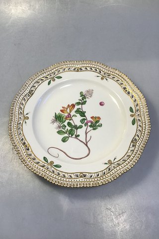 Royal Copenhagen Flora Danica Luncheon Plate No 20/3554 with Pierced Border