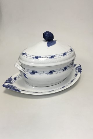 Royal Copenhagen Rosebud Tureen with Saucer No 8134