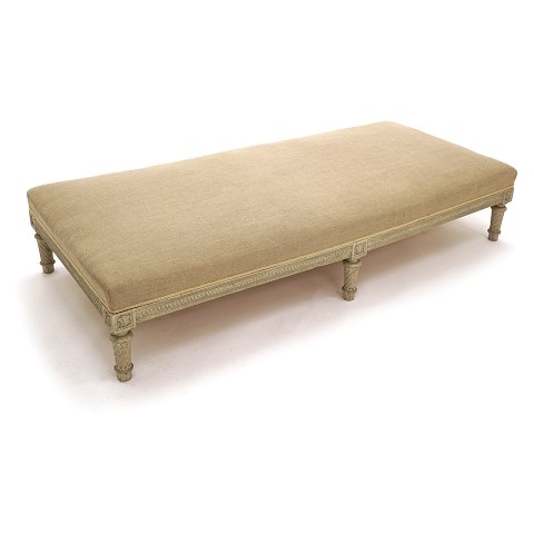 A grey decorated Gustavian style daybed. Sweden 
circa 1860-80. H: 36cm. L: 185cm. W: 85cm